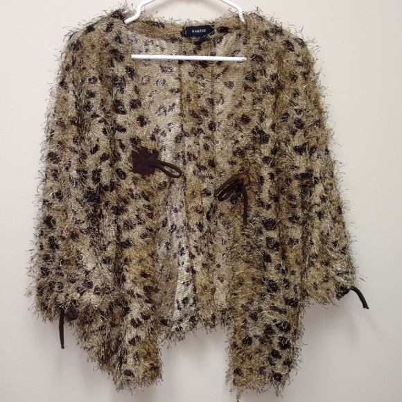 Kaktus Cheetah Print Stringy Sweater - Picture 1 of 4